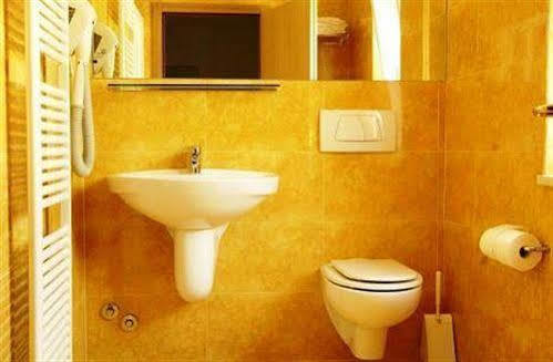 Albergo Al Caminetto 托尔博莱 外观 照片